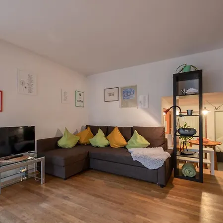 Schillerstrasse Διαμέρισμα *